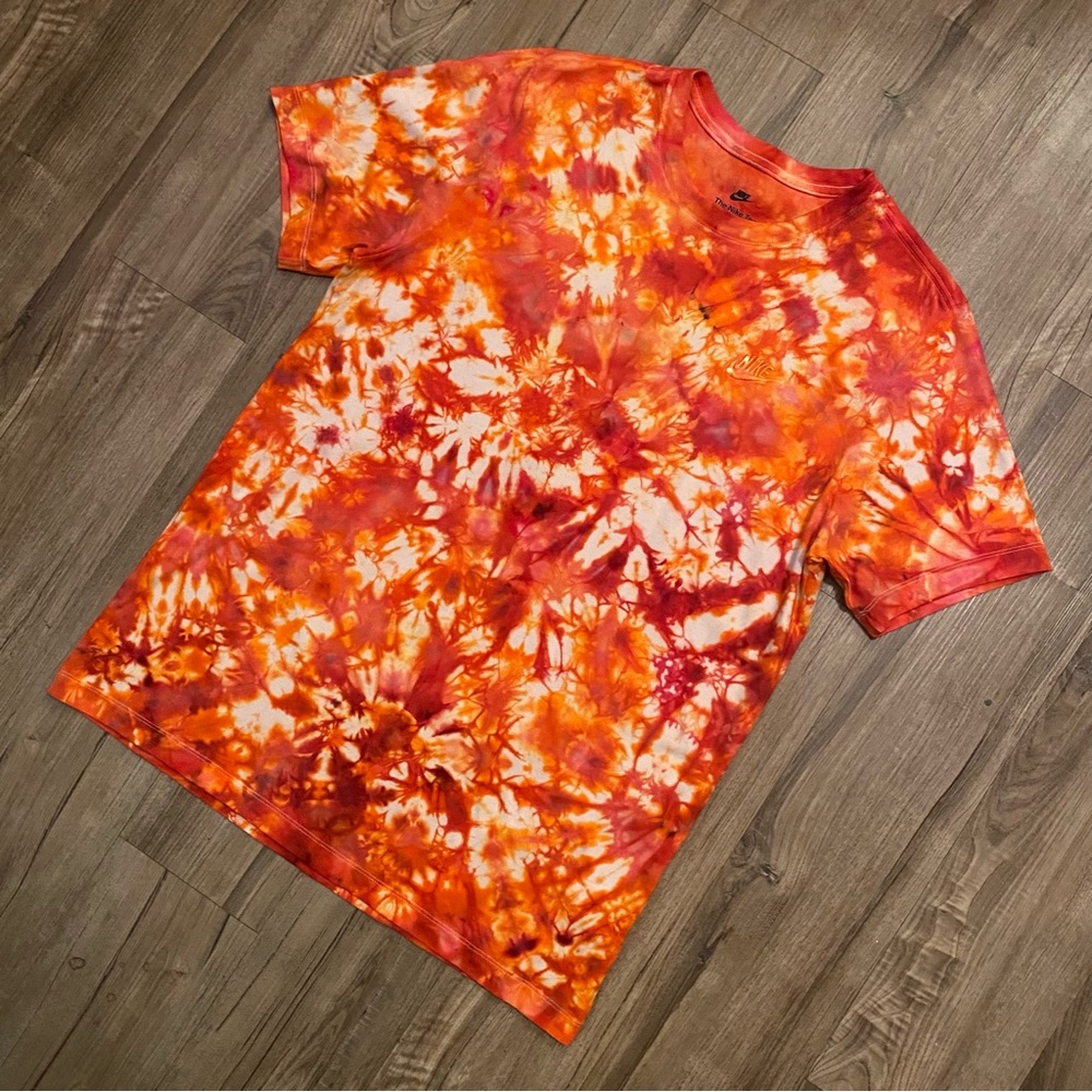 🔥NEW🔥 CUSTOM NIKE TIE DYE MEN’S TEE
